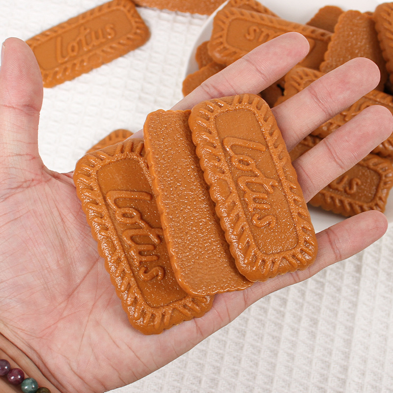 Simulation Cookies Fake Cake A - Party Games Graduation 评论和价格